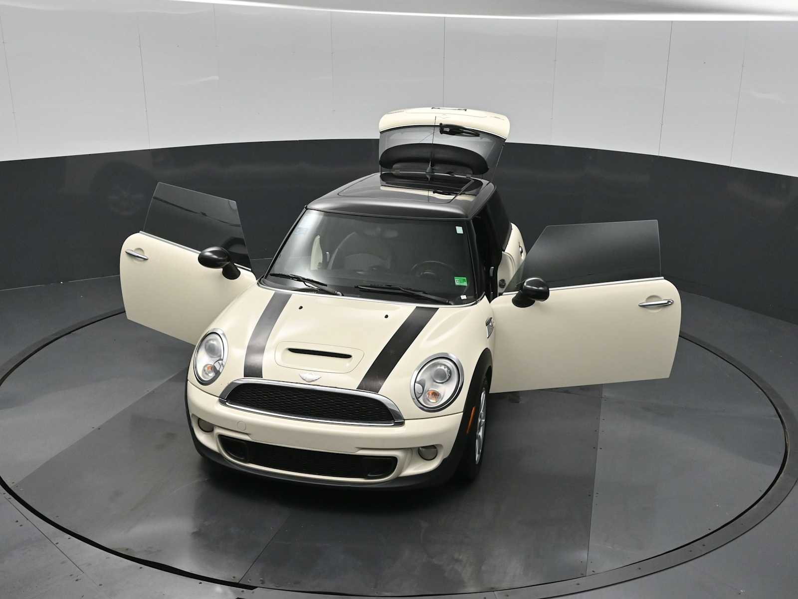 Used 2012 MINI Cooper S image 30