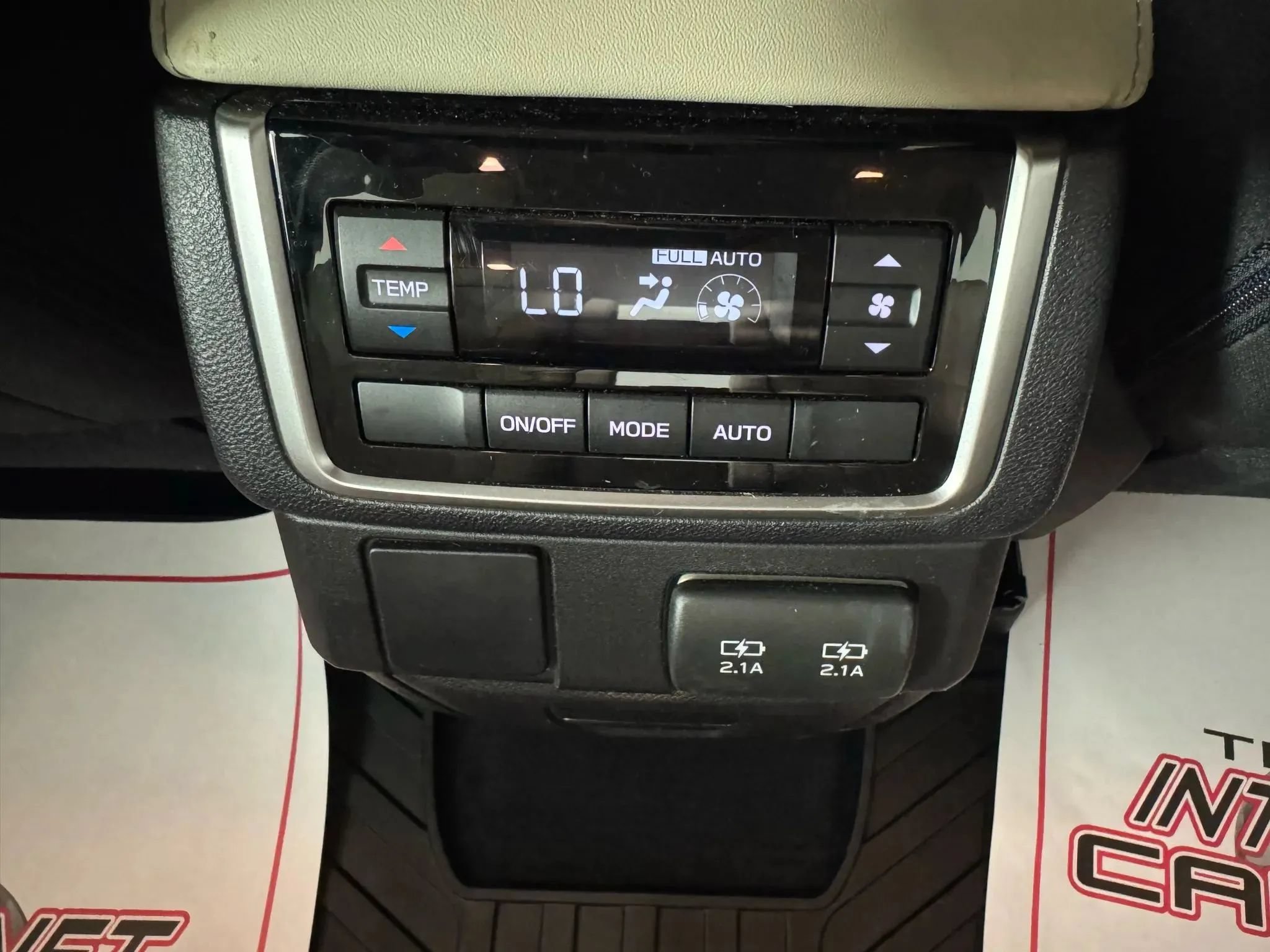 Used 2021 Subaru Ascent Premium w/ Convenience Package AWD/4WD image 37