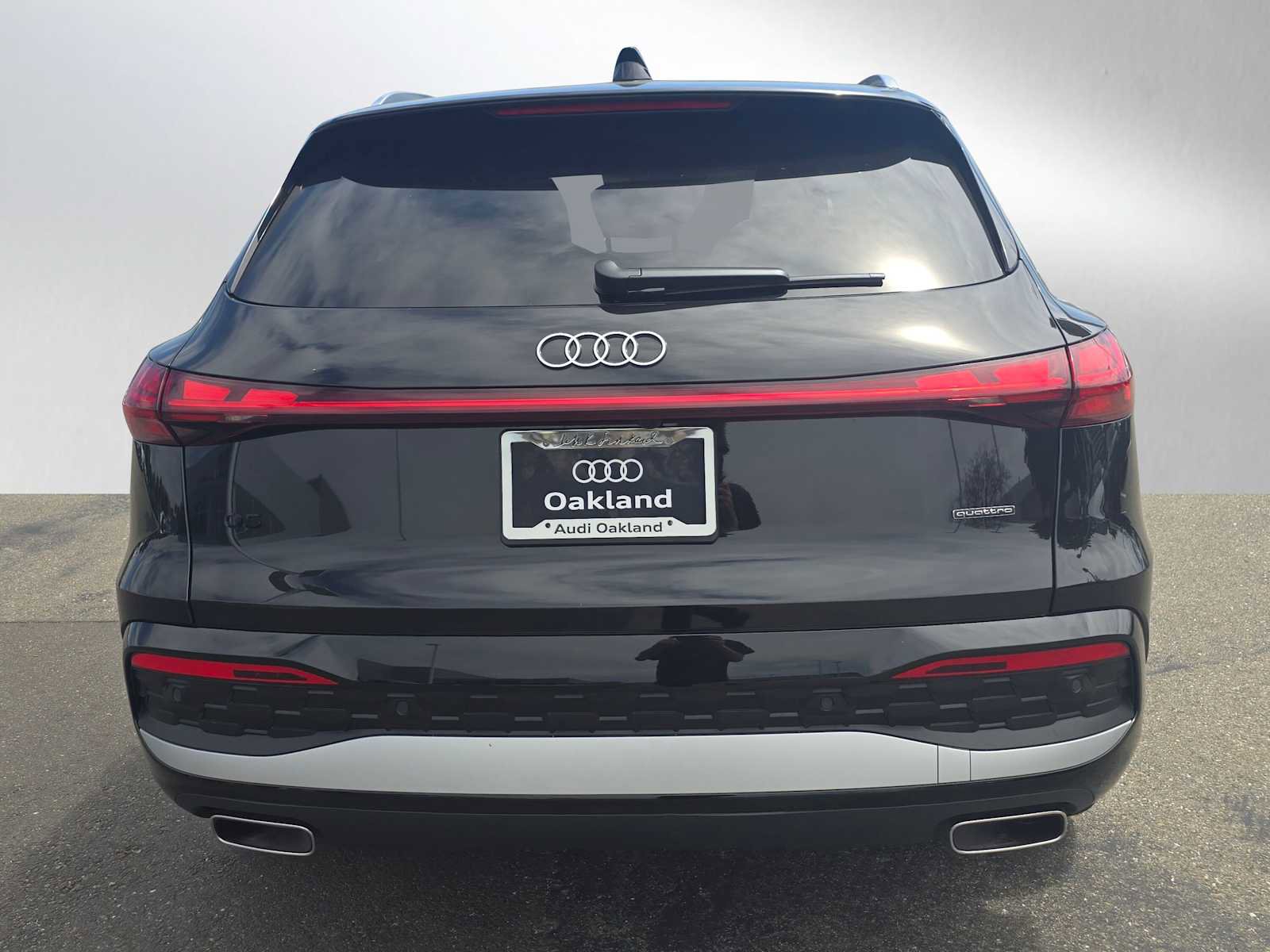 New 2025 Audi Q5 Prestige image 4