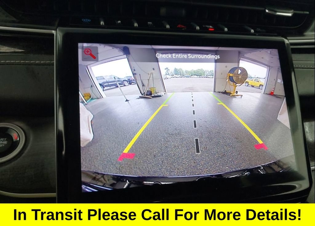 Used 2023 Jeep Grand Cherokee 4WD 4xe image 6