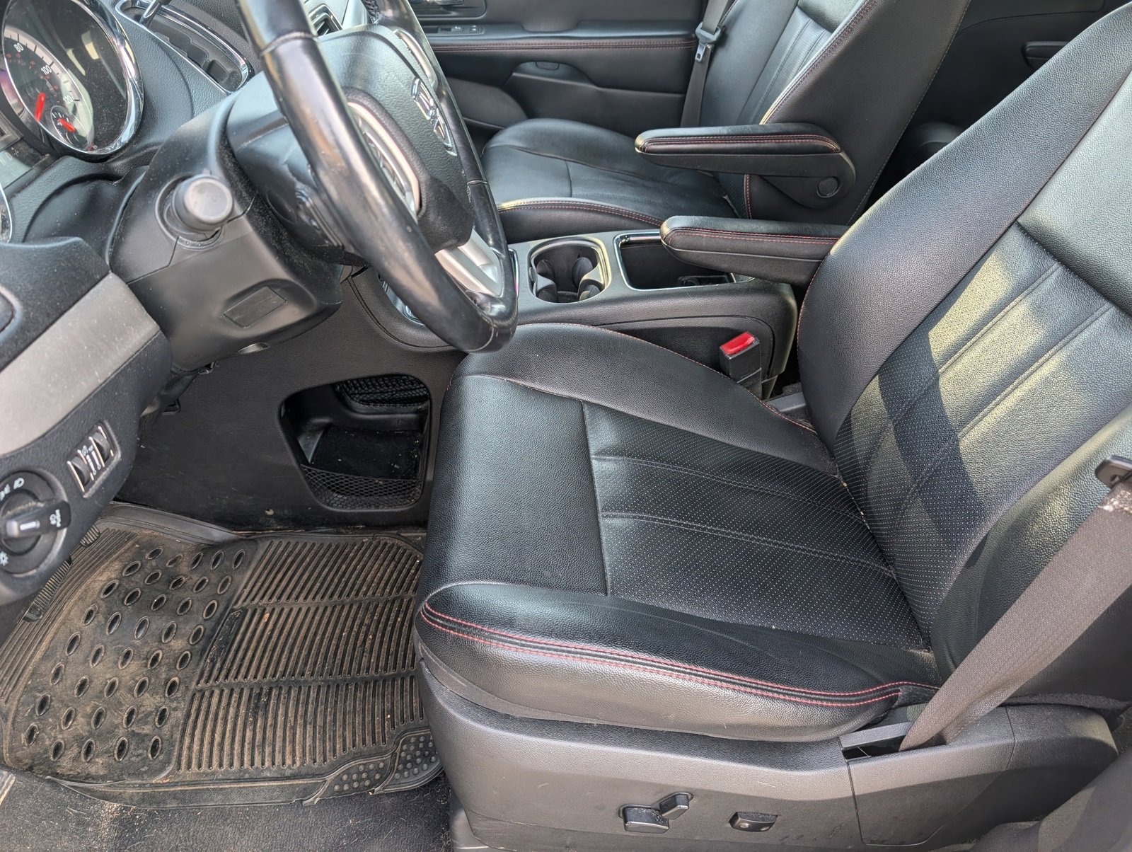 Used 2019 Dodge Grand Caravan GT image 6