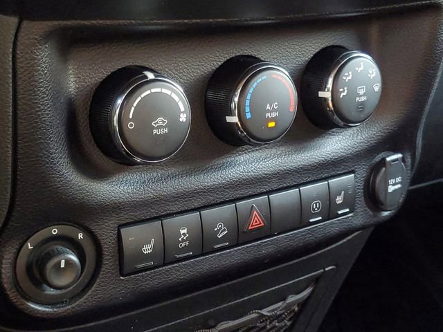 Used 2017 Jeep Wrangler Unlimited Sahara w/ Dual Top Group image 23