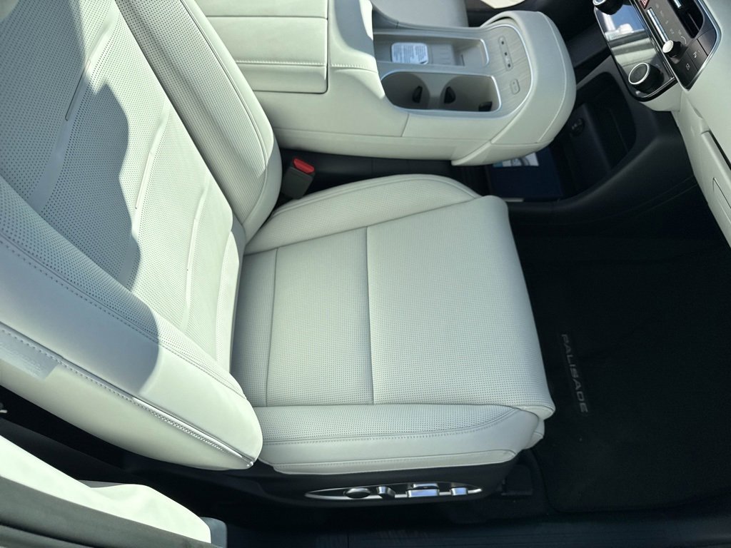 New 2026 Hyundai Palisade Calligraphy image 13