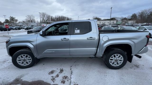 New 2025 Toyota Tacoma SR5 image 5
