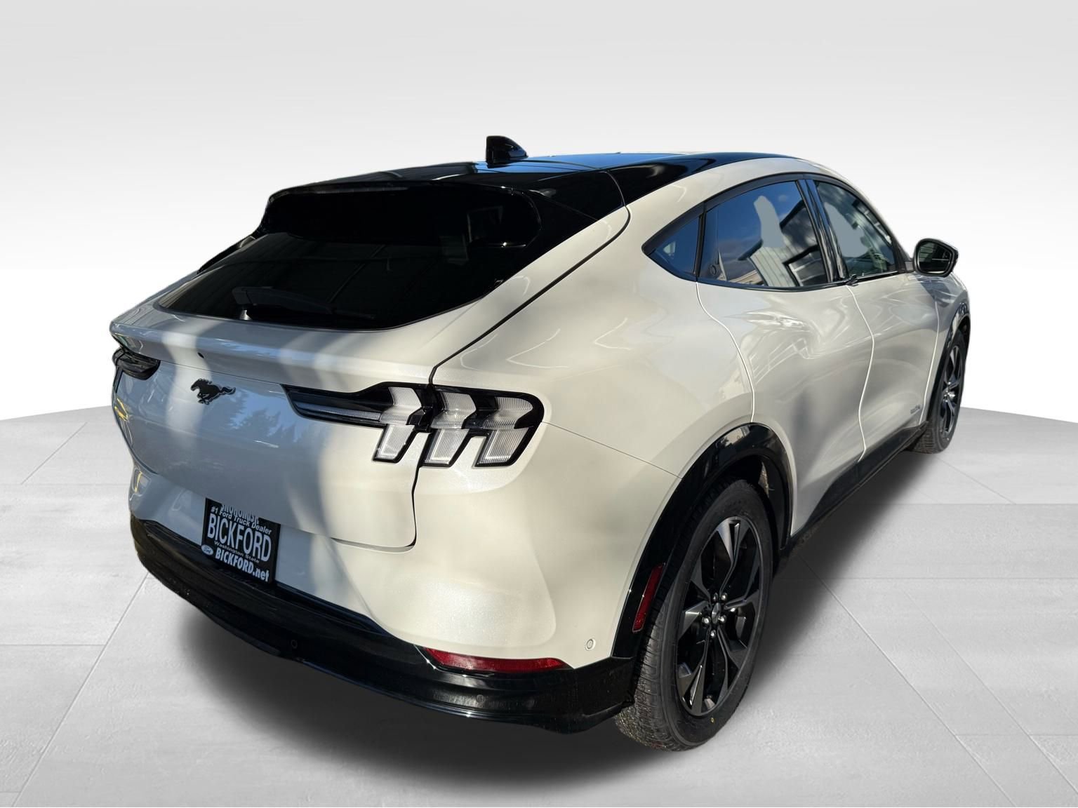 Used 2023 Ford Mustang Mach-E Premium image 6