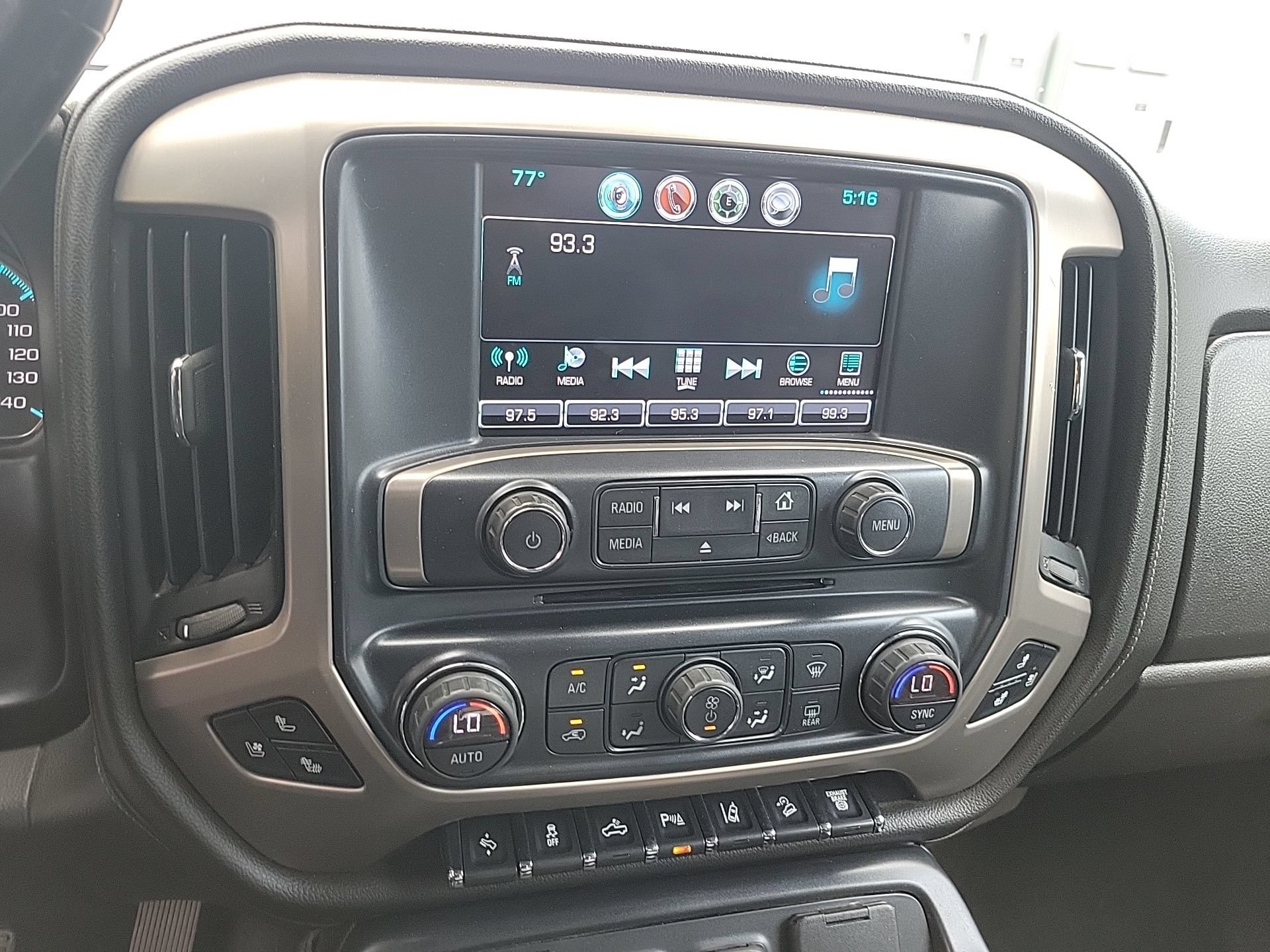 Used 2018 GMC Sierra 2500 Denali w/ Duramax Plus Package AWD/4WD image 28