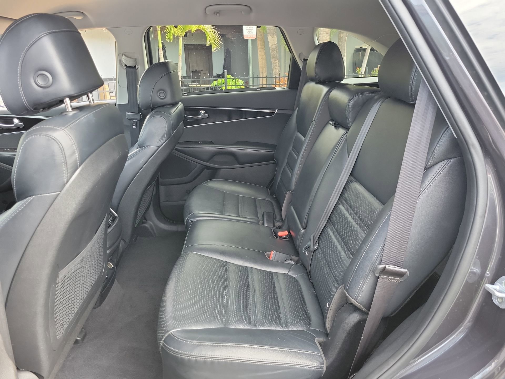 Used 2017 Kia Sorento EX FWD image 18