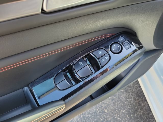 Used 2023 Nissan Altima 2.5 SR FWD image 16