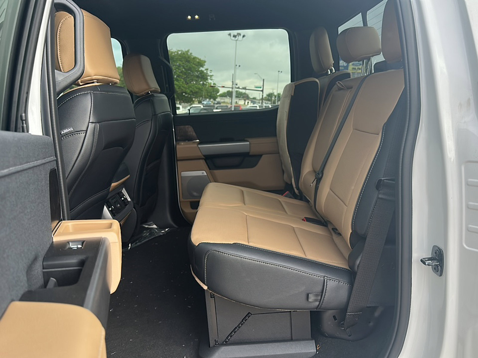 New 2026 Ford F250 Lariat w/ FX4 Off-Road Package AWD/4WD image 9