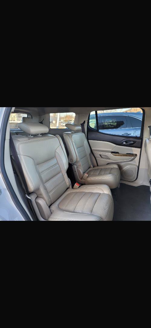 Used 2017 GMC Acadia Denali w/ Technology Package FWD image 26