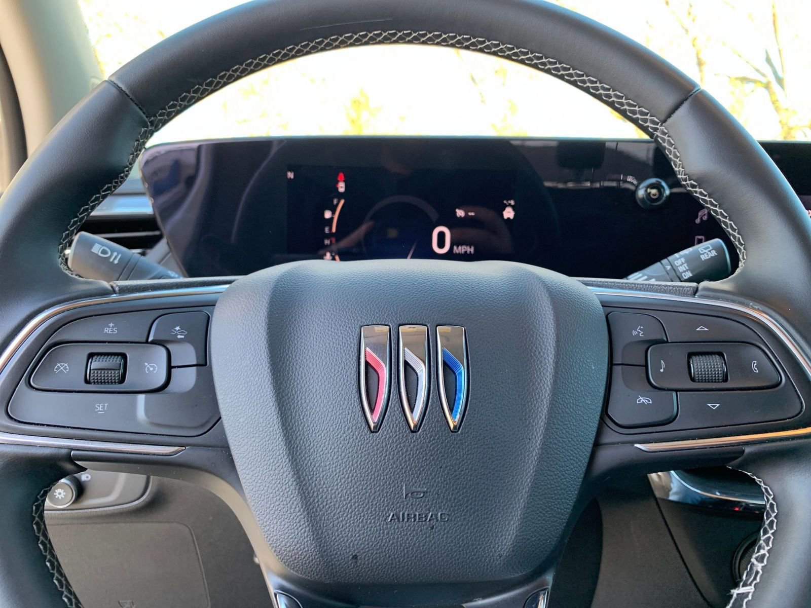 Used 2025 Buick Encore GX Preferred image 25