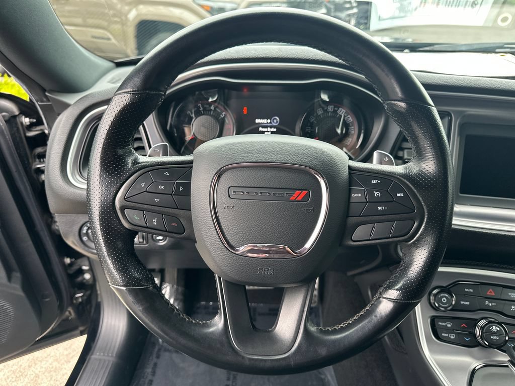 Used 2021 Dodge Challenger R/T w/ Blacktop Package RWD image 17