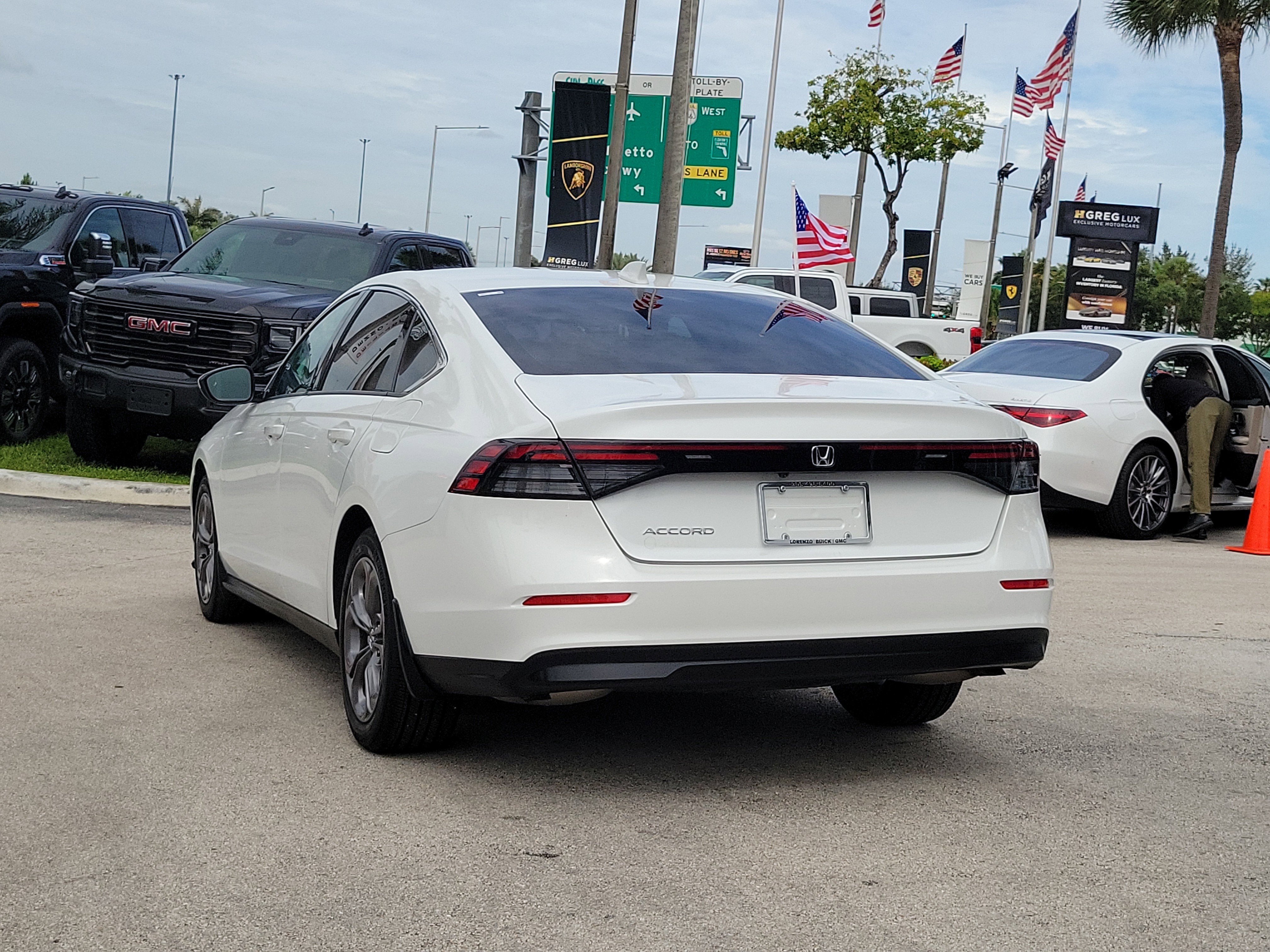 Used 2024 Honda Accord EX image 7