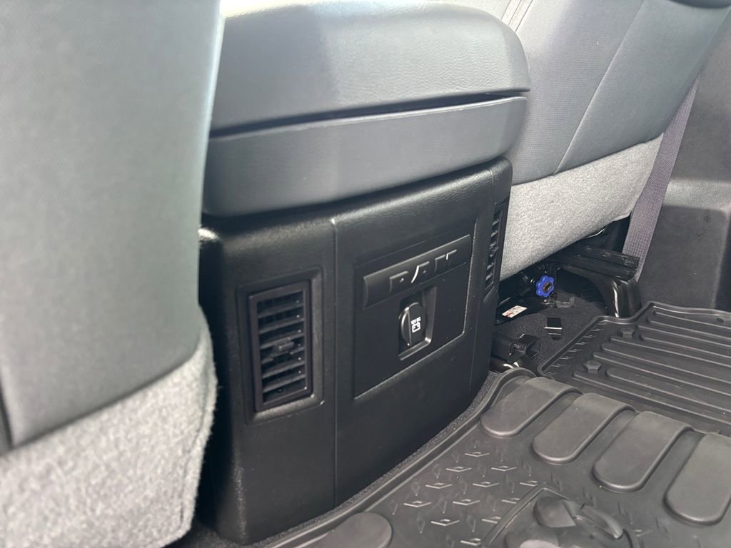 Used 2018 RAM 2500 Big Horn image 35