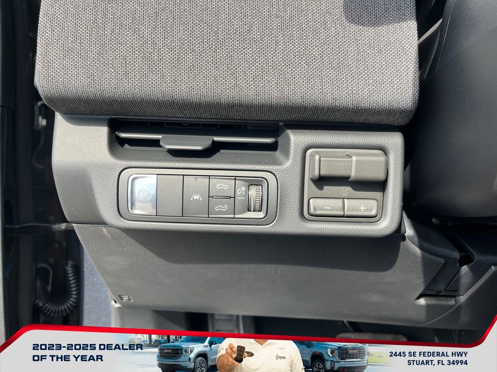 New 2026 GMC Sierra EV Elevation image 25