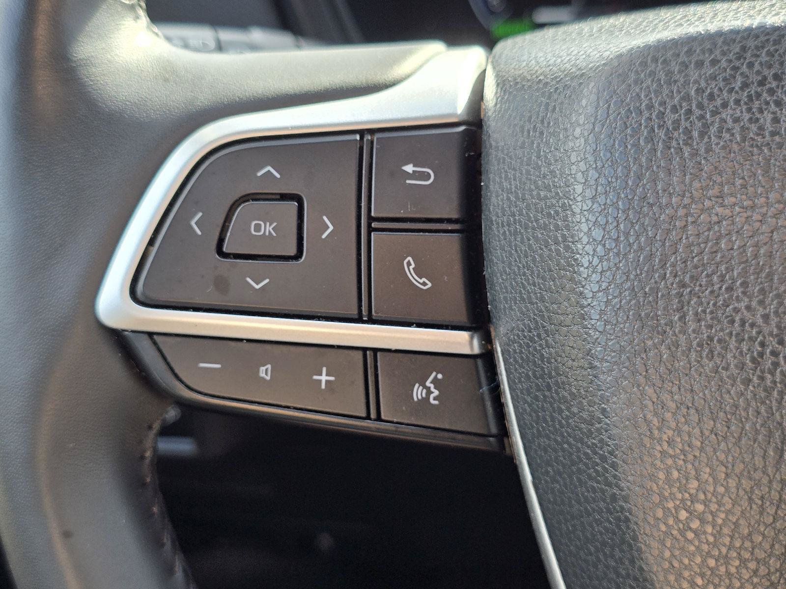 Used 2025 Toyota Grand Highlander AWD Hybrid image 33