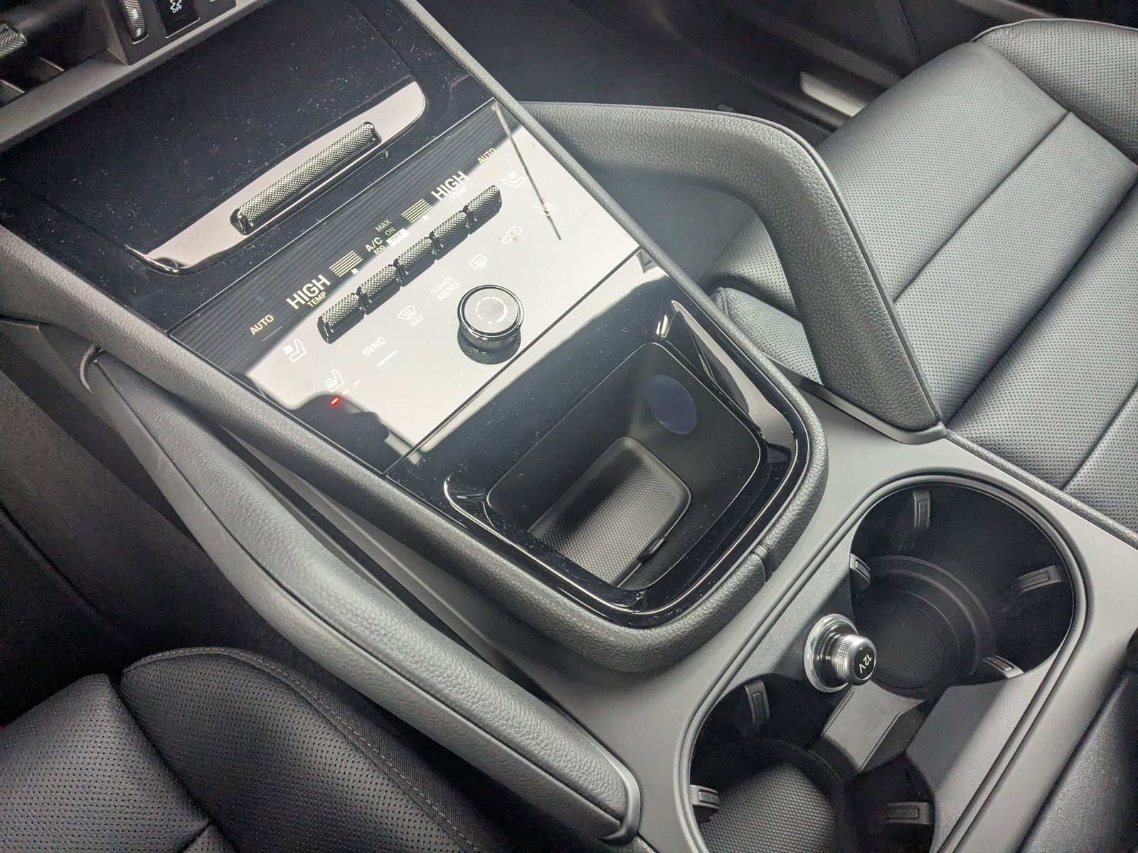 New 2026 Porsche Cayenne image 21