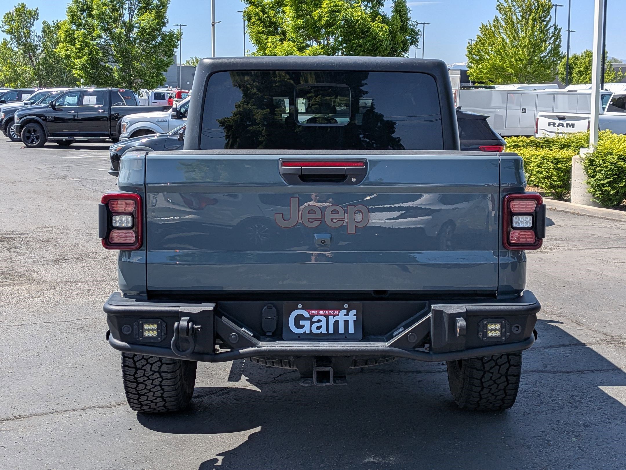 Used 2024 Jeep Gladiator Rubicon w/ Steel Bumper Group AWD/4WD image 5