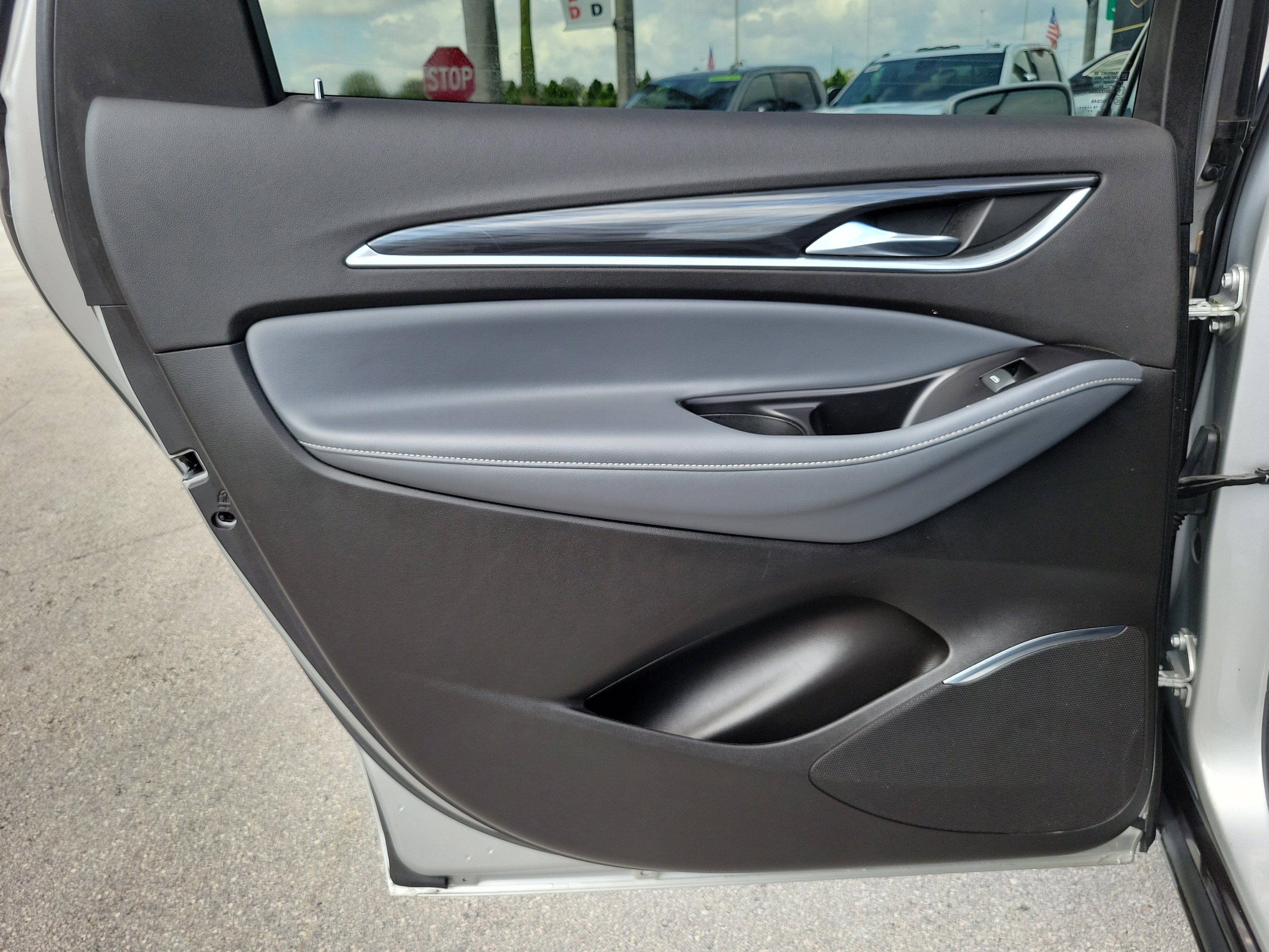 Used 2020 Buick Enclave Preferred FWD image 25