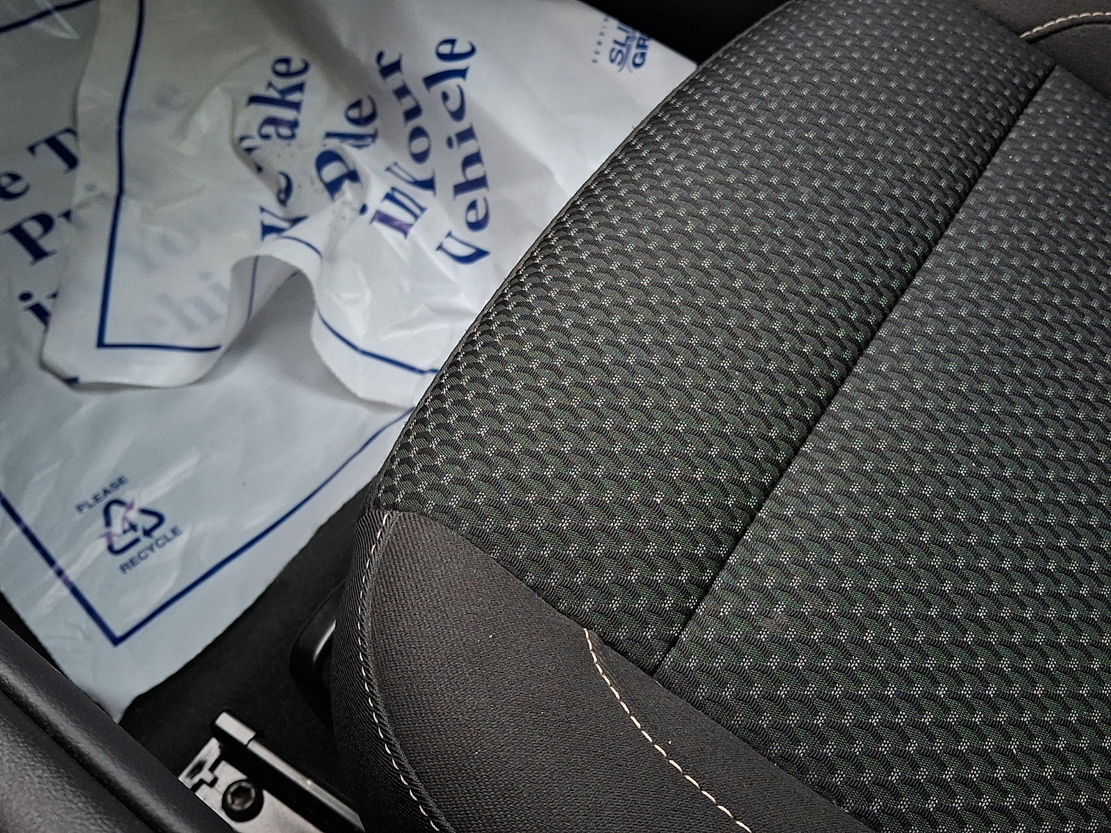 Certified 2023 GMC Acadia SLE image 26