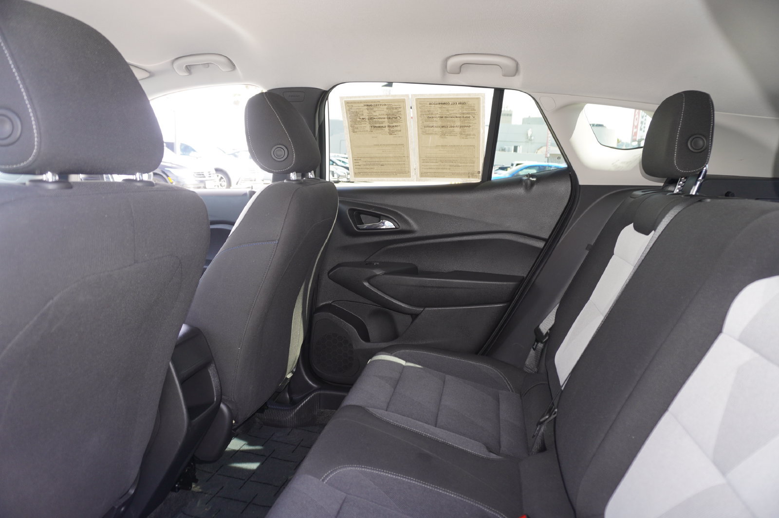 Used 2025 Chevrolet Trax LS FWD image 10