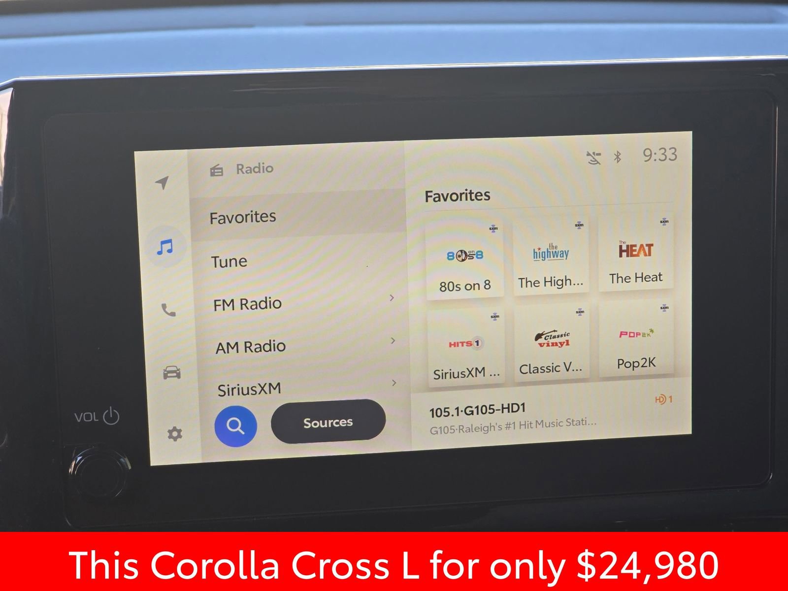 Used 2024 Toyota Corolla Cross L image 26