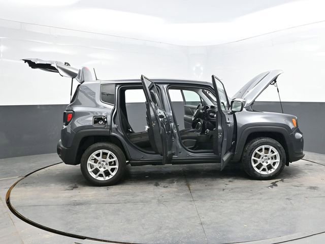 Used 2023 Jeep Renegade Latitude image 52
