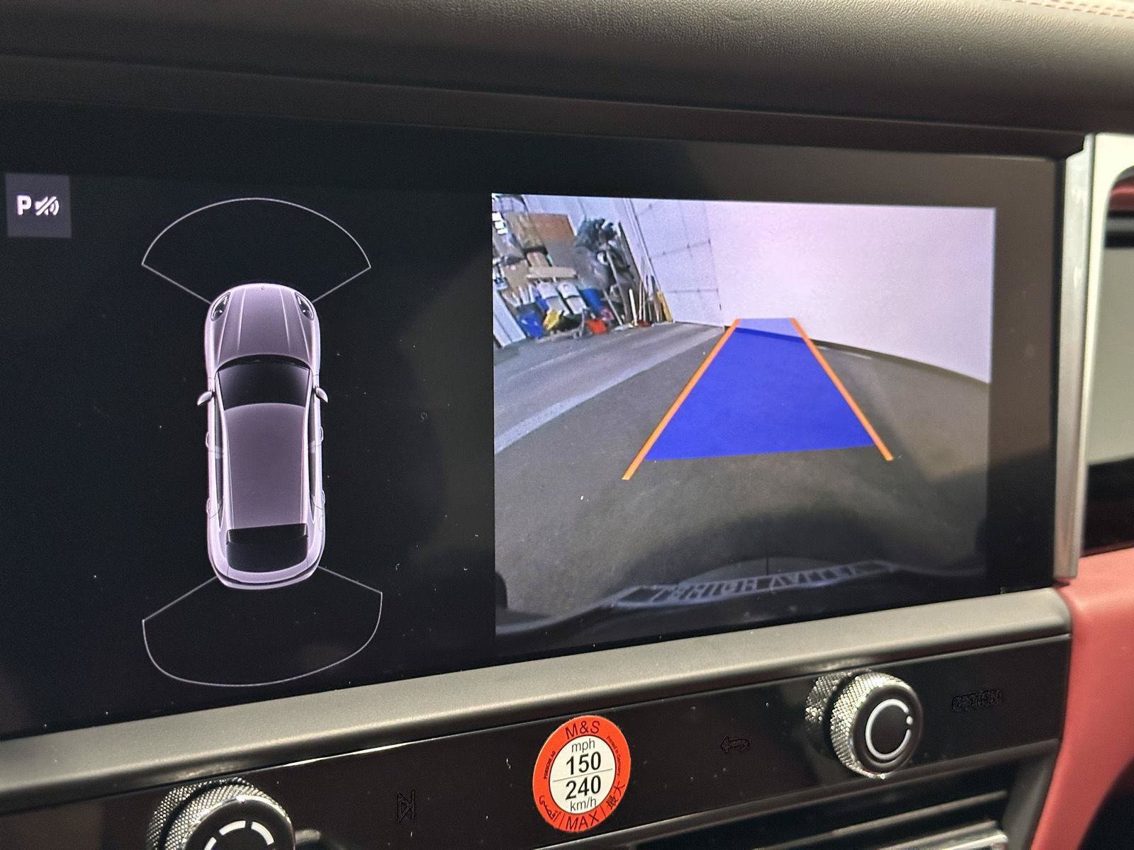 Used 2022 Porsche Macan AWD/4WD image 30