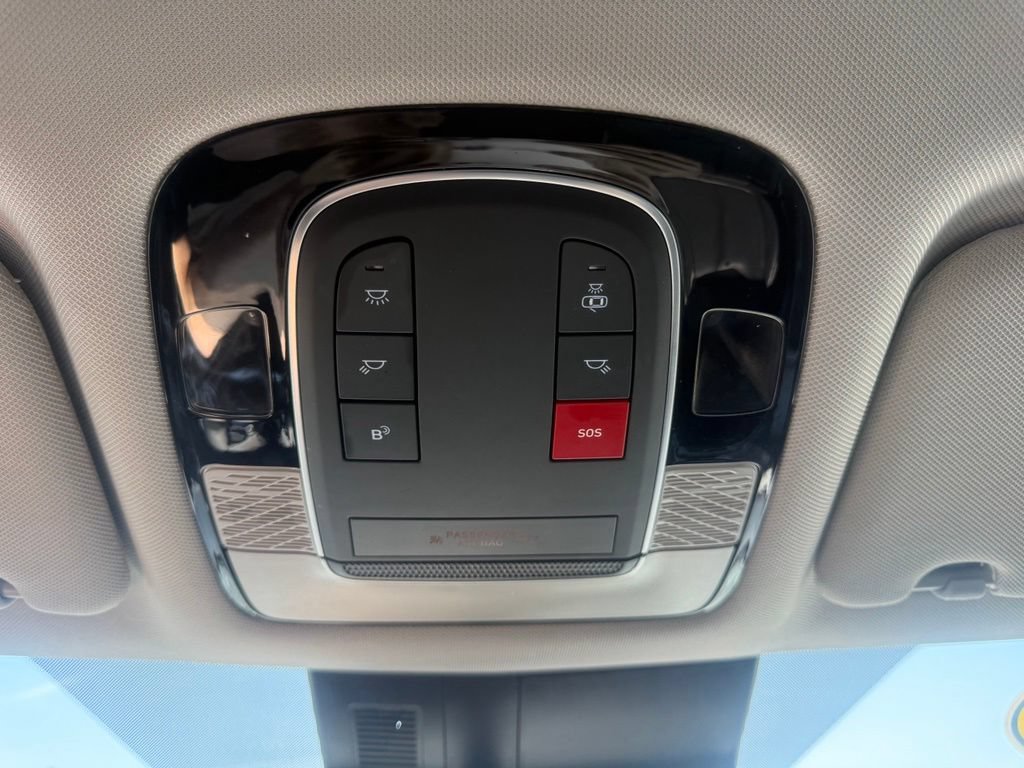 Used 2025 Hyundai Palisade SEL FWD image 29