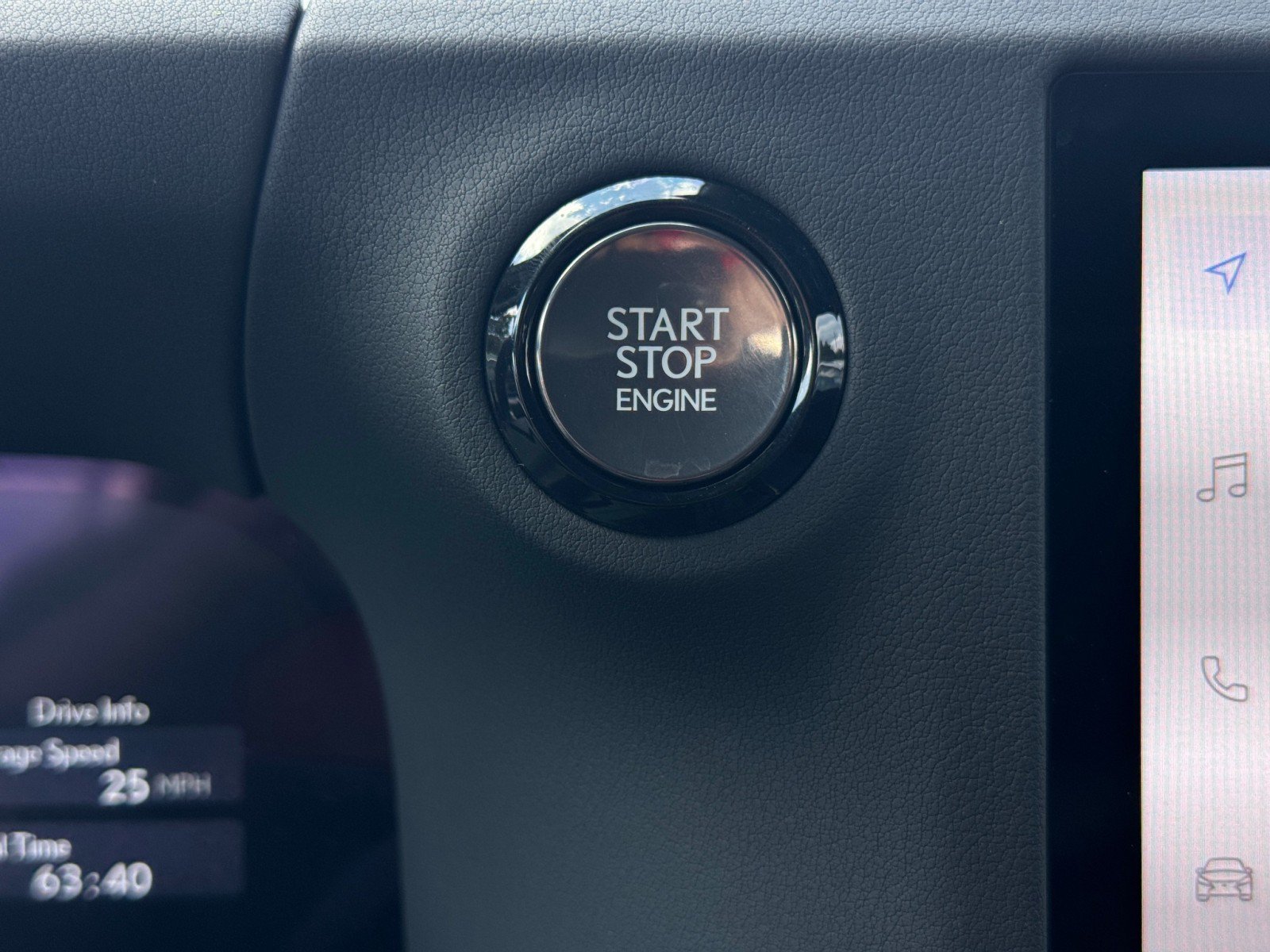 Used 2024 Lexus GX 550 w/ Cold Area Package AWD/4WD image 24