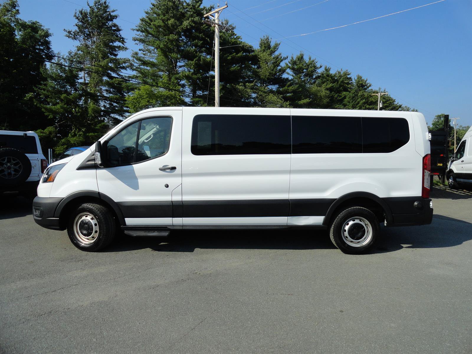Used 2024 Ford Transit 350 XL RWD image 8