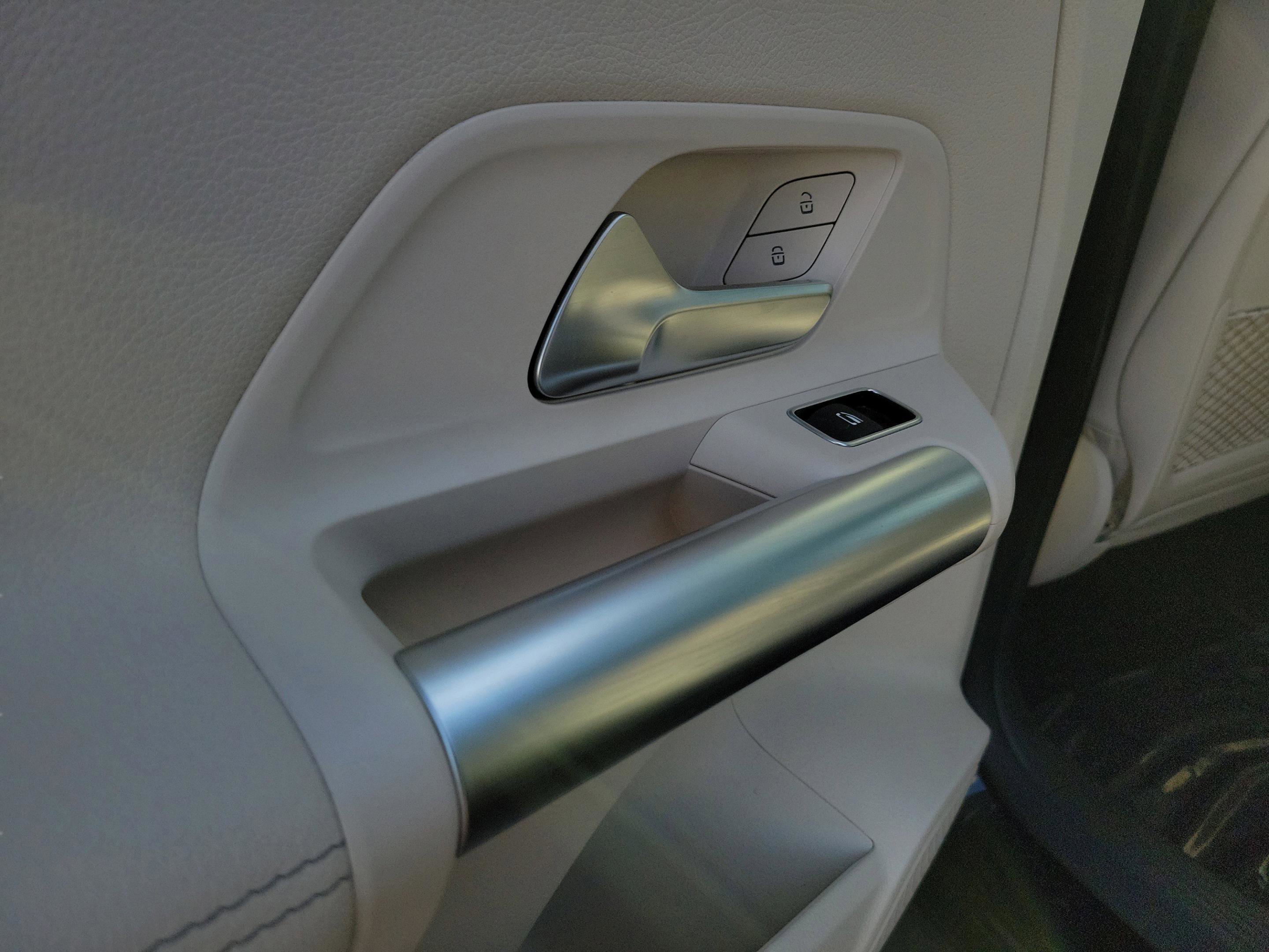 Certified 2025 Mercedes-Benz GLA 250 image 7