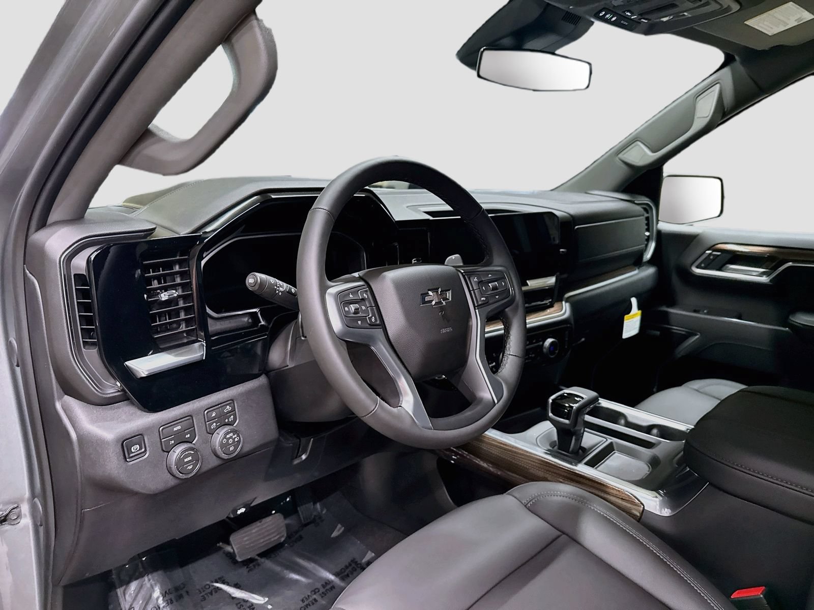 New 2026 Chevrolet Silverado 1500 RST w/ RST All Star Premium Package AWD/4WD image 10