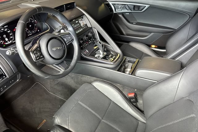 Used 2021 Jaguar F-TYPE Coupe RWD image 9
