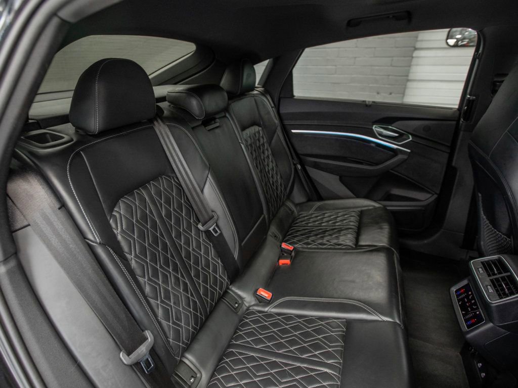 Used 2023 Audi e-tron S Prestige w/ Prestige Package AWD/4WD image 30