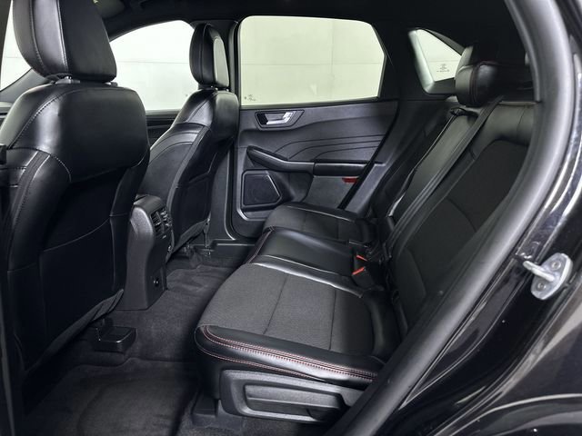 Used 2025 Ford Escape ST-Line Select AWD/4WD image 25