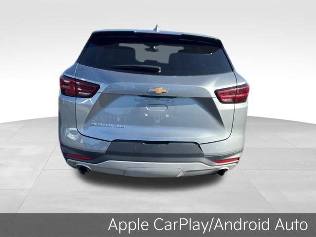 Used 2025 Chevrolet Blazer LT image 6