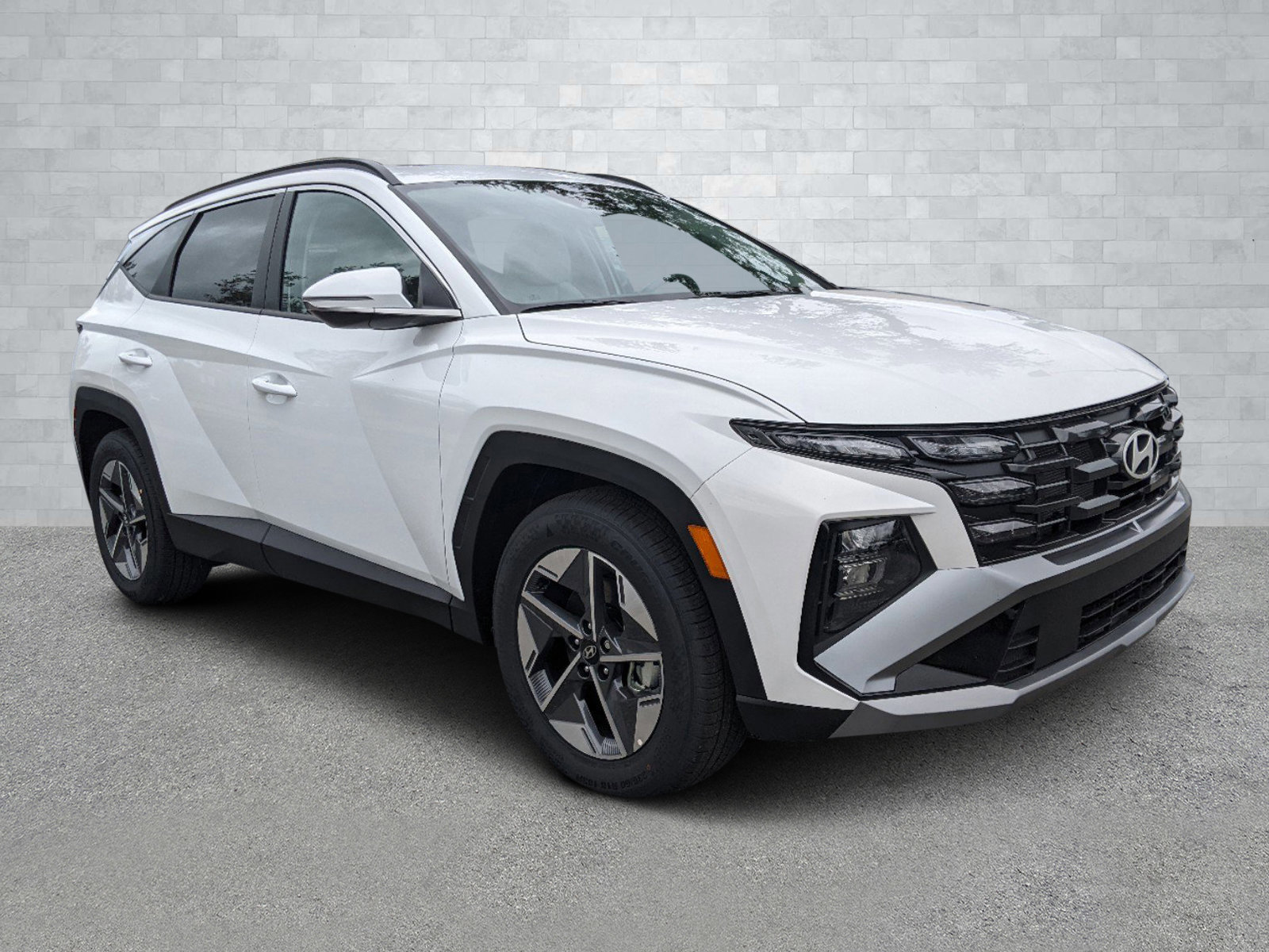 New 2025 Hyundai Tucson SEL