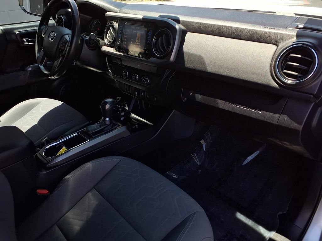 Used 2019 Toyota Tacoma TRD Sport RWD image 36