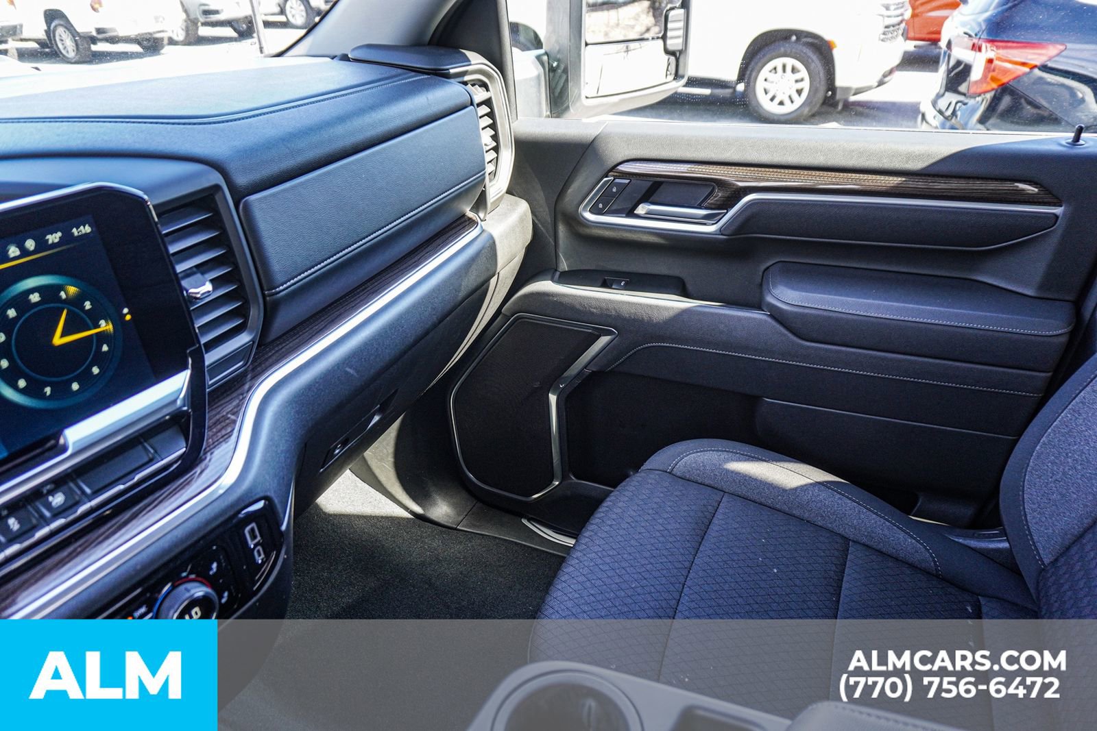 Used 2025 Chevrolet Silverado 2500 LT w/ Convenience Package AWD/4WD image 46