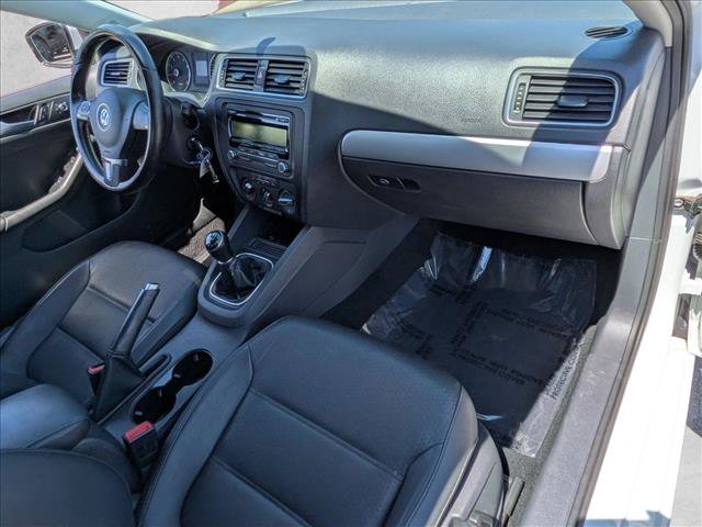 Used 2014 Volkswagen Jetta SE FWD image 19