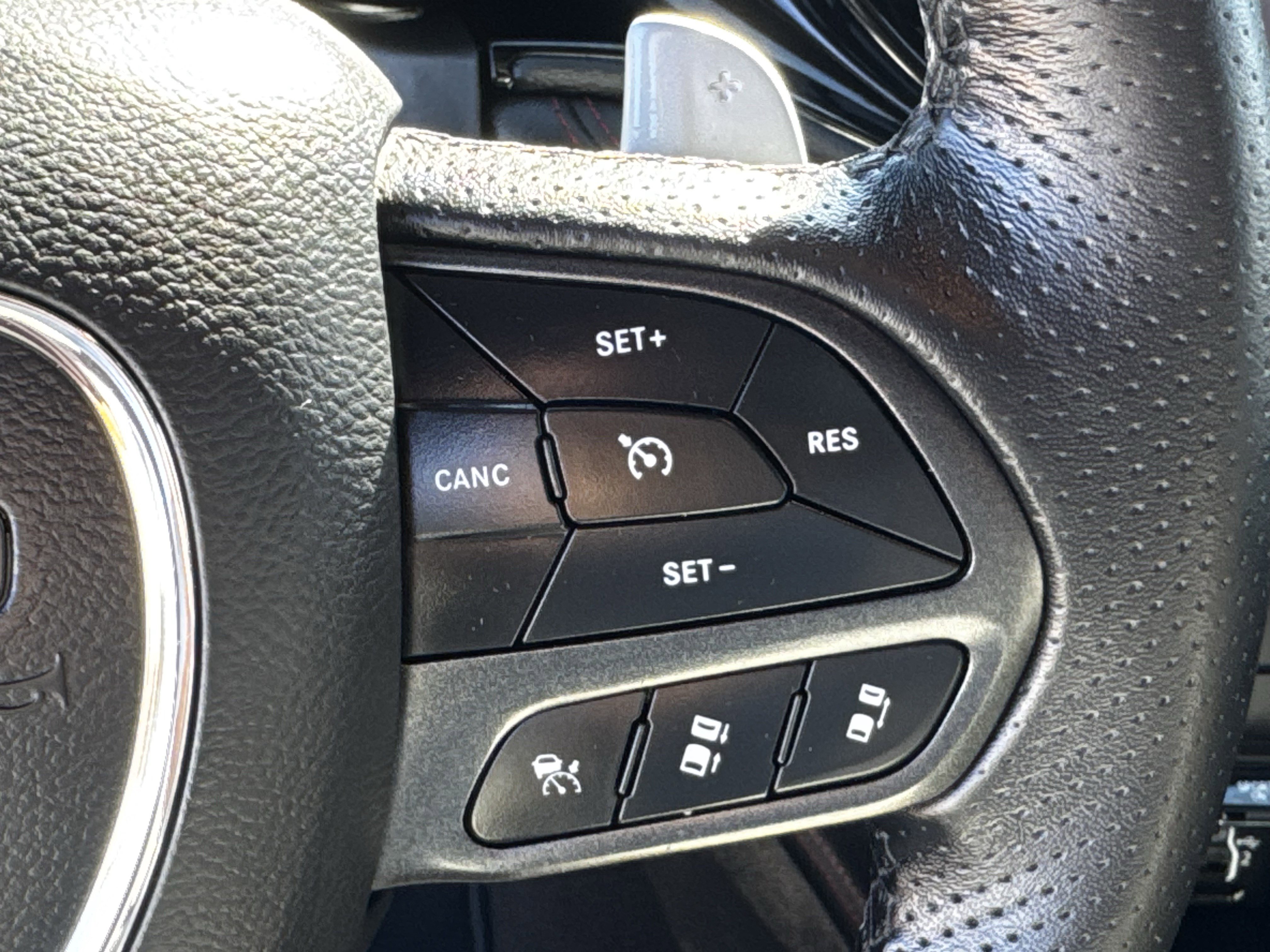 Used 2025 Dodge Durango GT image 25