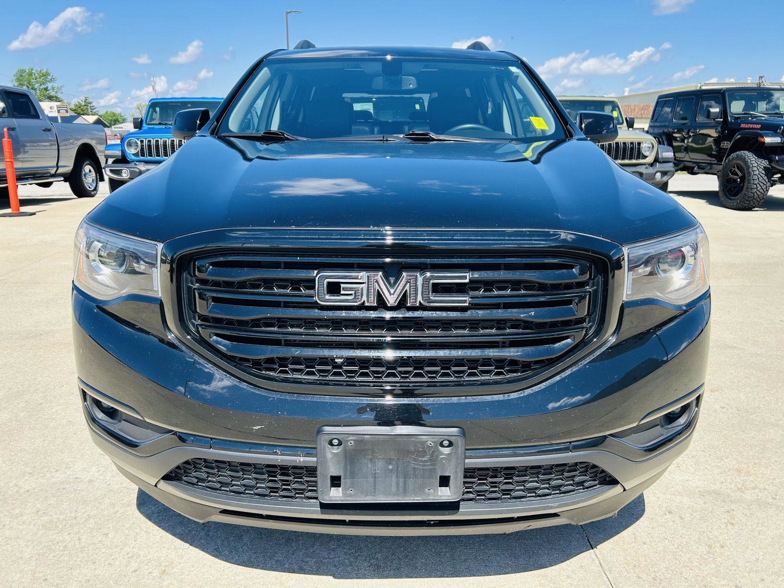 Used 2019 GMC Acadia SLT w/ Black Edition image 39