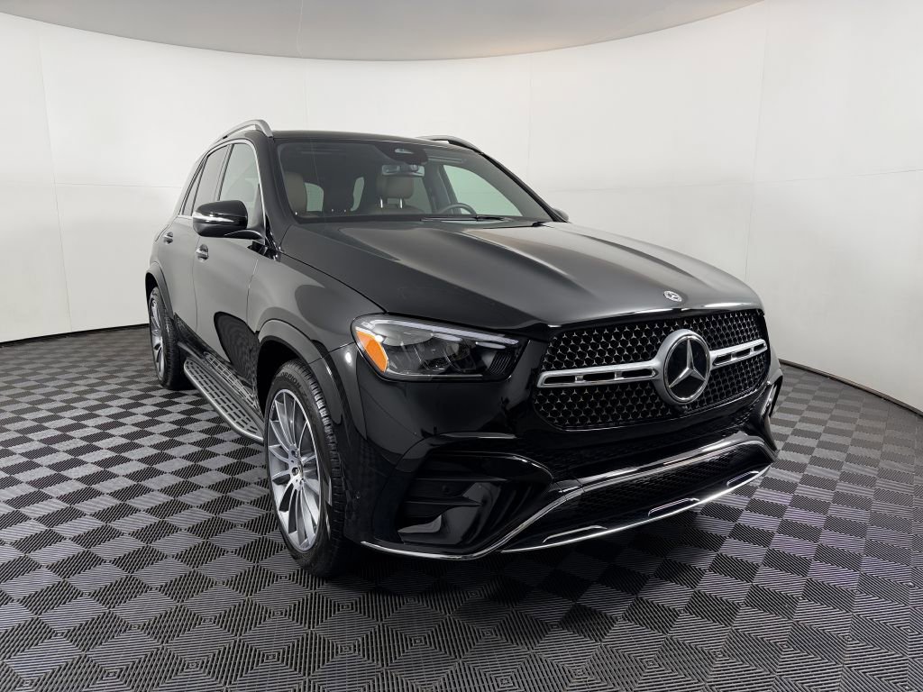 Used 2025 Mercedes-Benz GLE 450e 4MATIC image 3