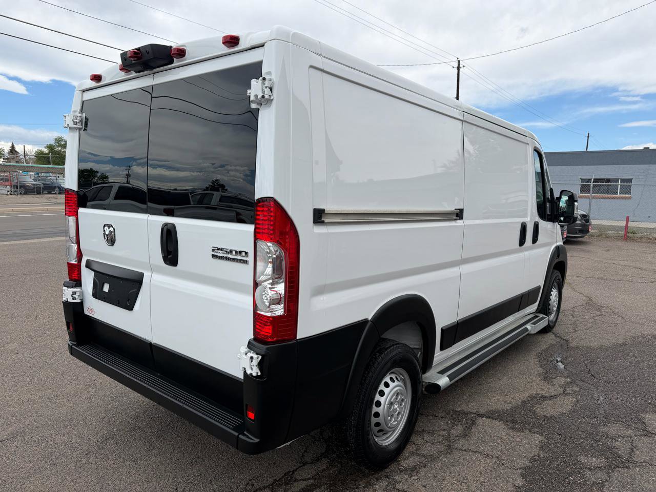 Used 2025 RAM ProMaster 2500 w/ U-Haul Equipment Group FWD image 9