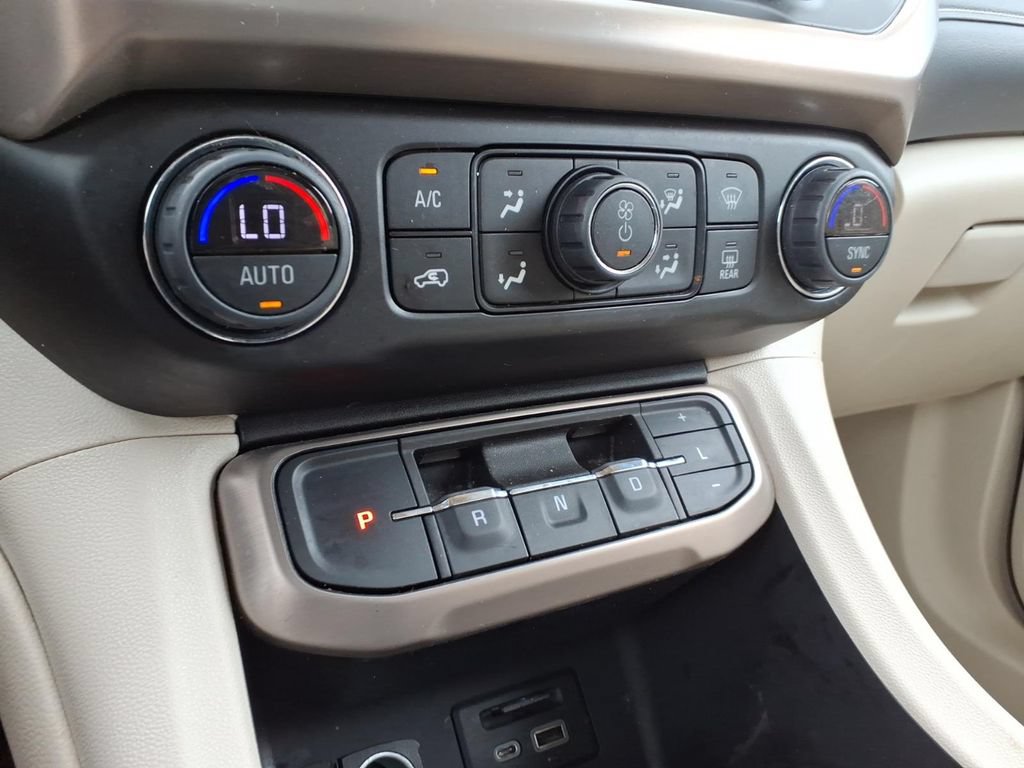 Used 2023 GMC Acadia Denali w/ Denali Technology Package AWD/4WD image 22