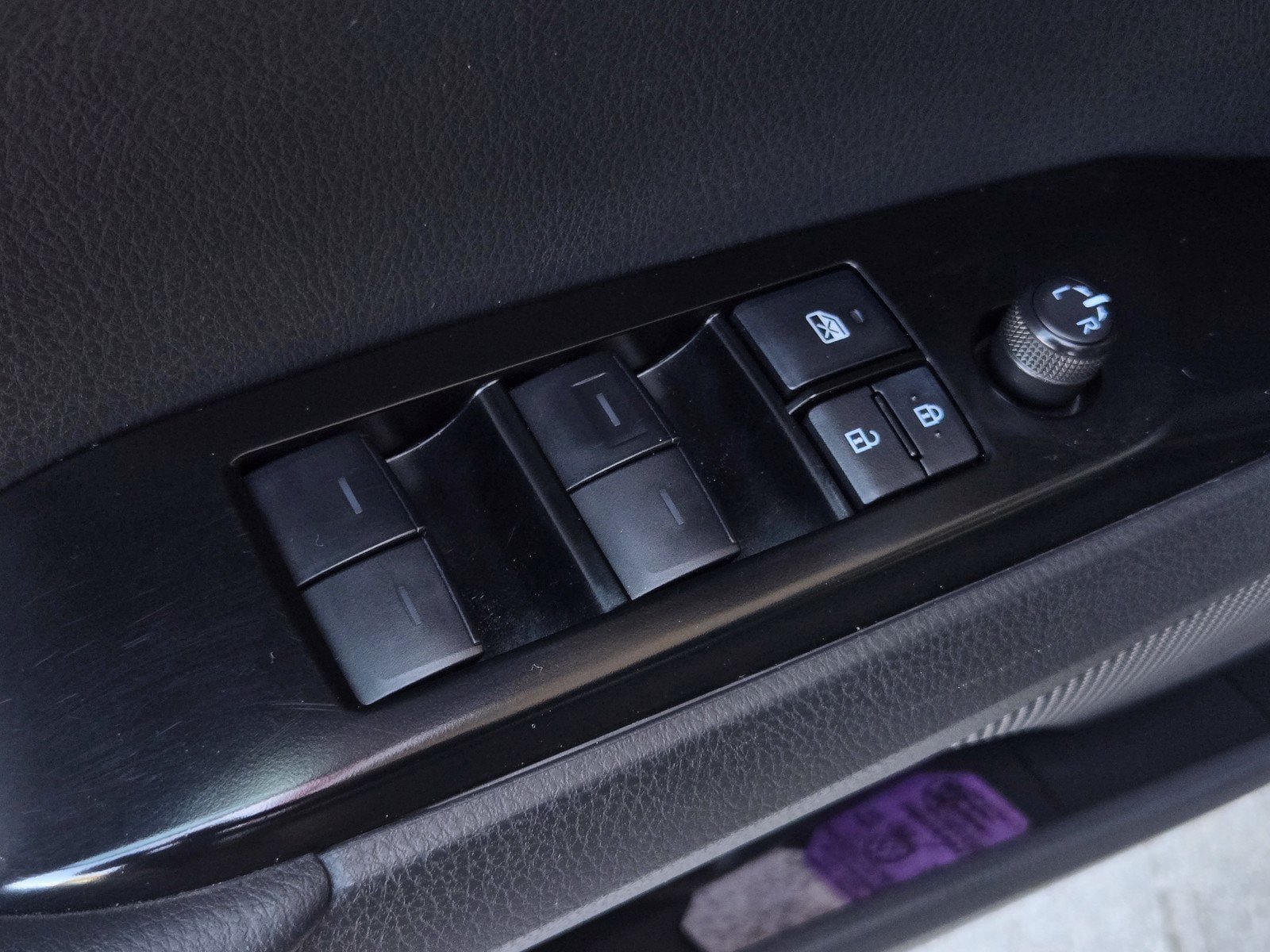 Certified 2025 Toyota Camry SE FWD image 10