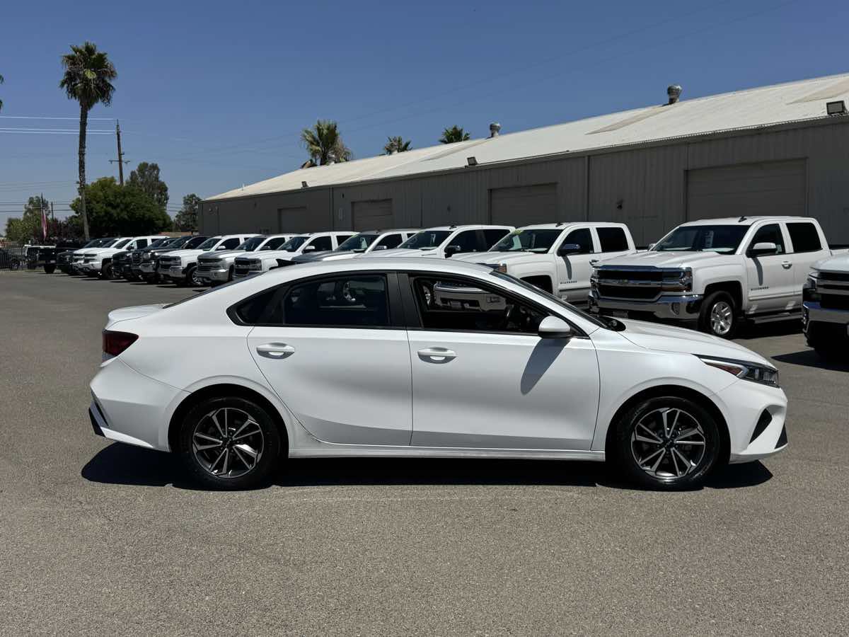 Used 2022 Kia Forte LXS FWD image 10