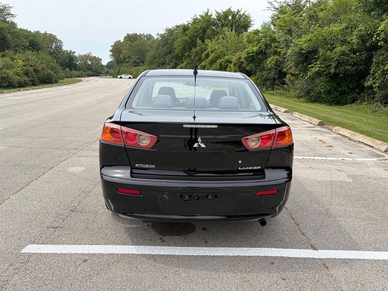Used 2009 Mitsubishi Lancer DE FWD image 4