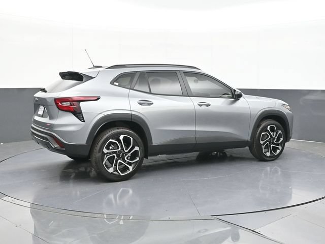 New 2026 Chevrolet Trax RS w/ Driver Confidence Package FWD image 11